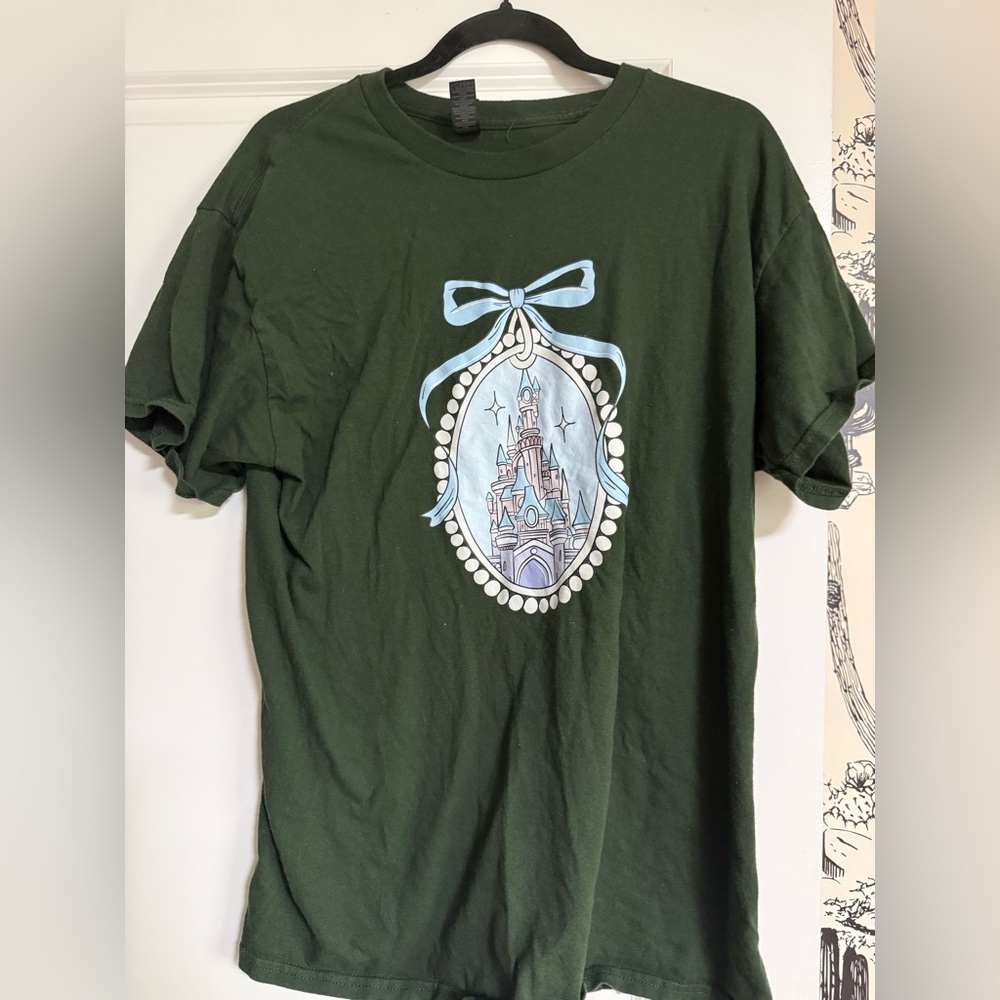 Green T-Shirt with Cinderella Castle